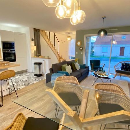 Superb Cottage For 4 People With Views Of The Dunes Merlimont Bagian luar foto