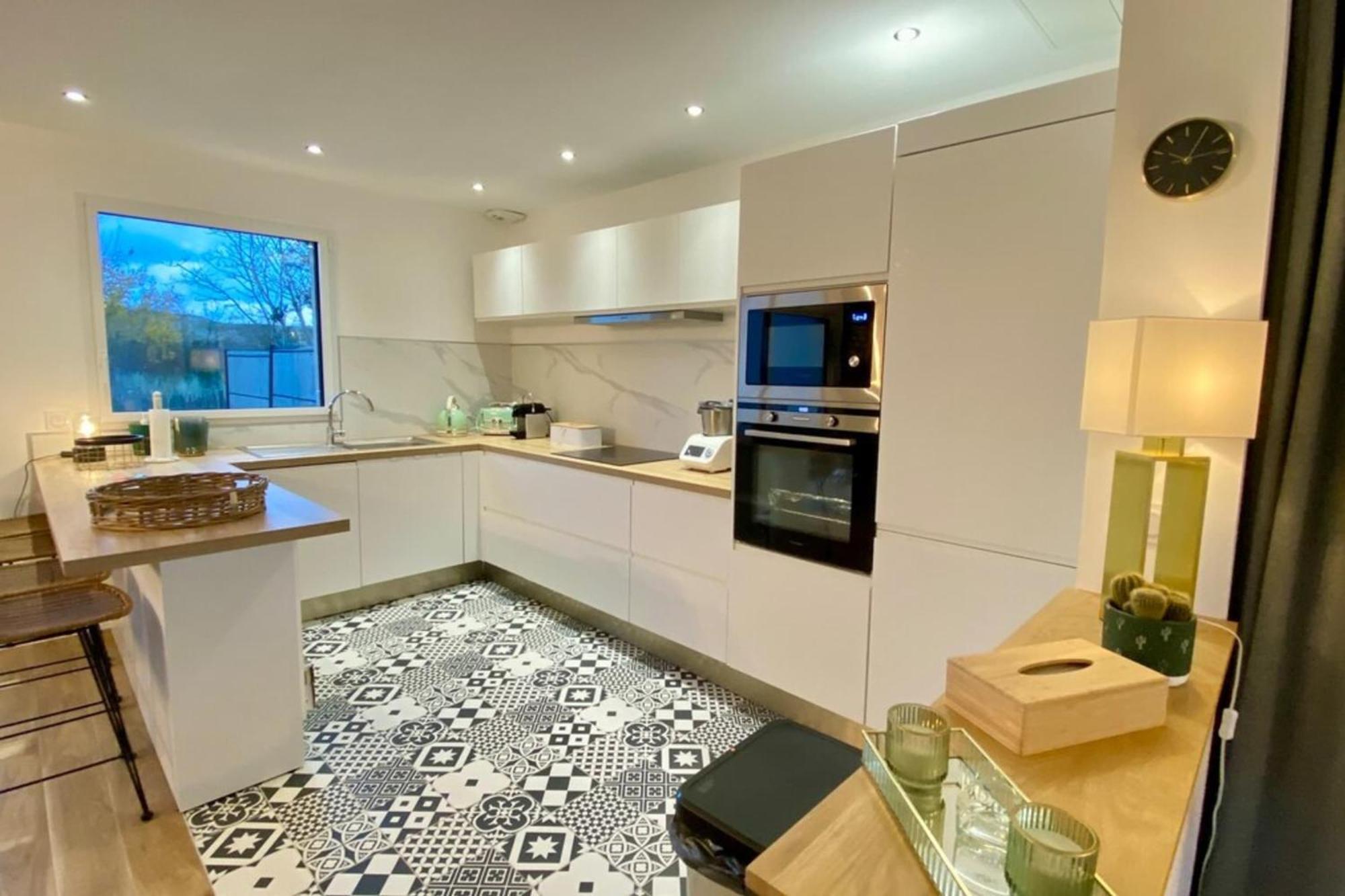 Superb Cottage For 4 People With Views Of The Dunes Merlimont Bagian luar foto