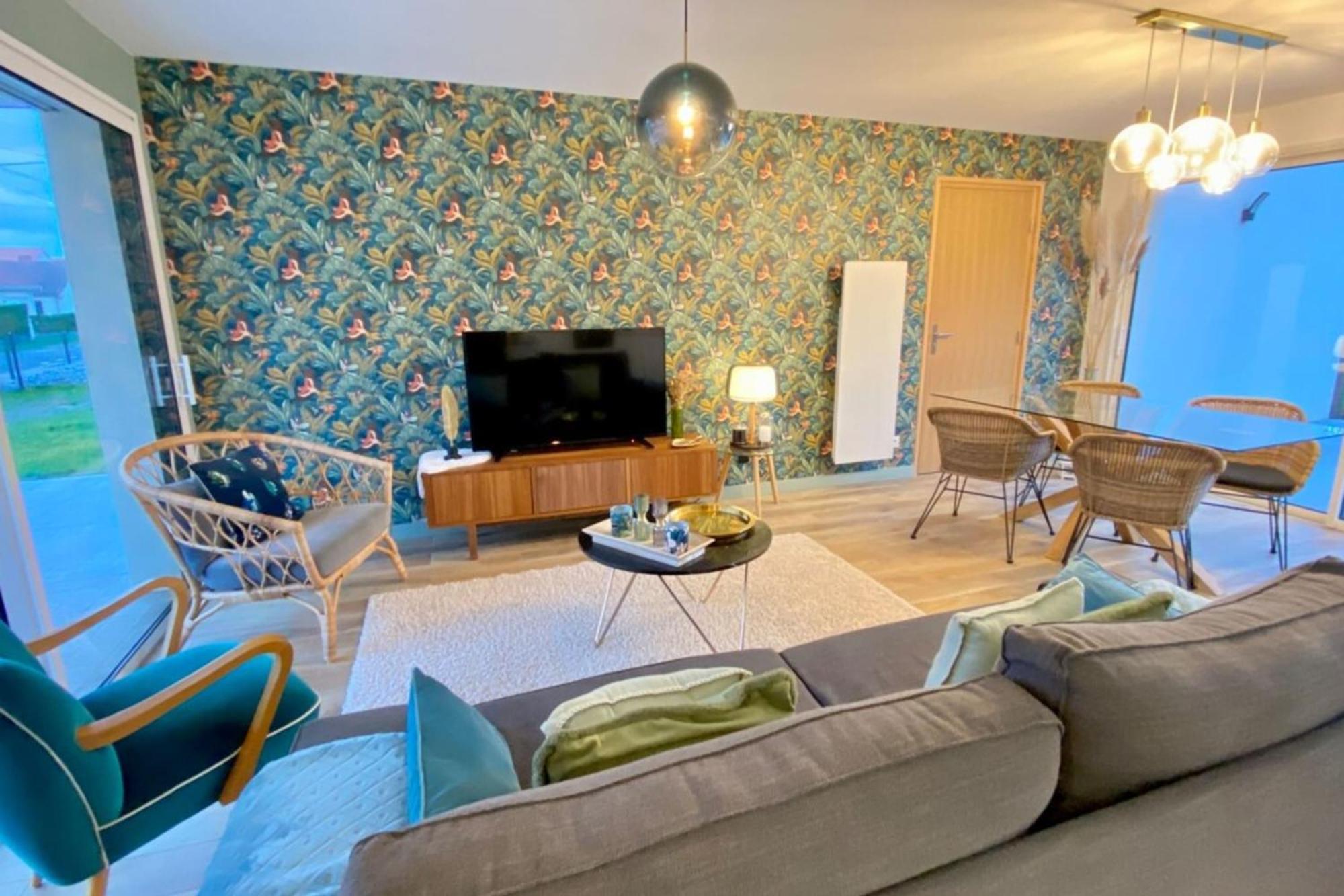 Superb Cottage For 4 People With Views Of The Dunes Merlimont Bagian luar foto