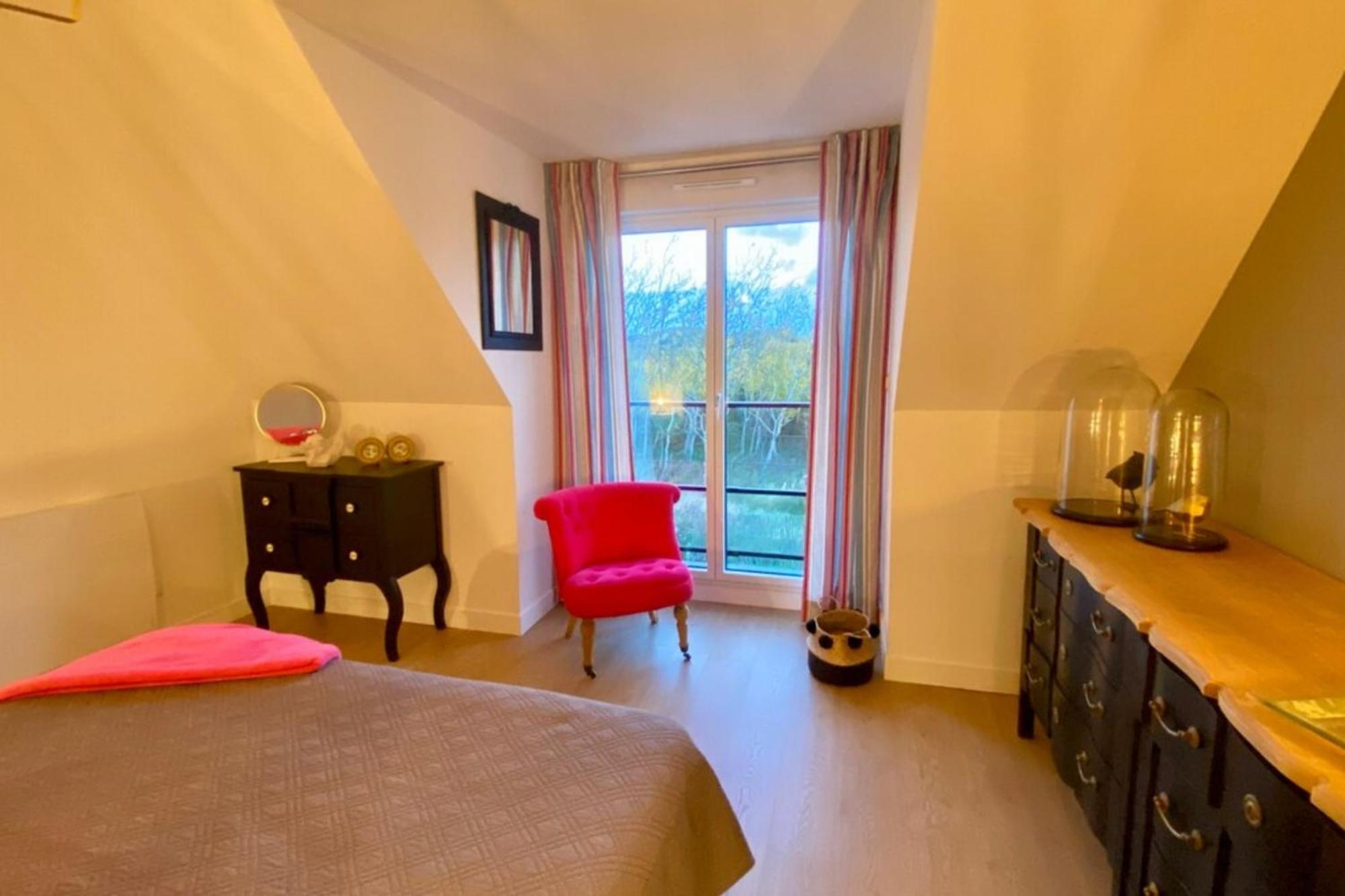 Superb Cottage For 4 People With Views Of The Dunes Merlimont Bagian luar foto