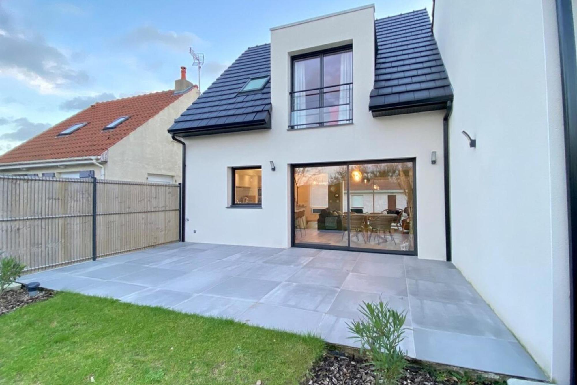 Superb Cottage For 4 People With Views Of The Dunes Merlimont Bagian luar foto